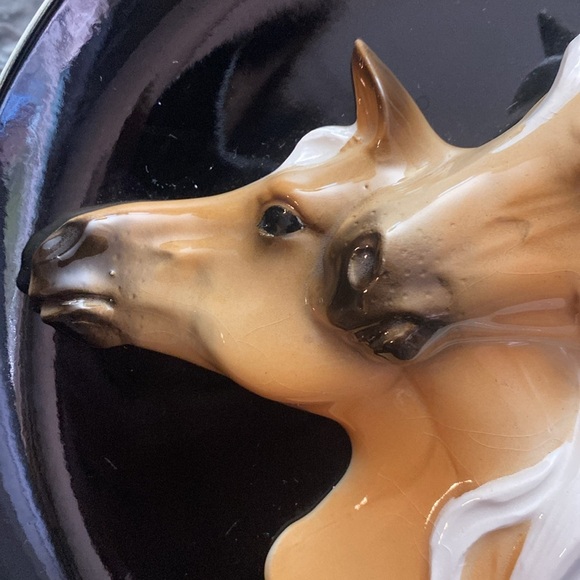 VINTAGE  3D HORSES
PLATE - Picture 7 of 16